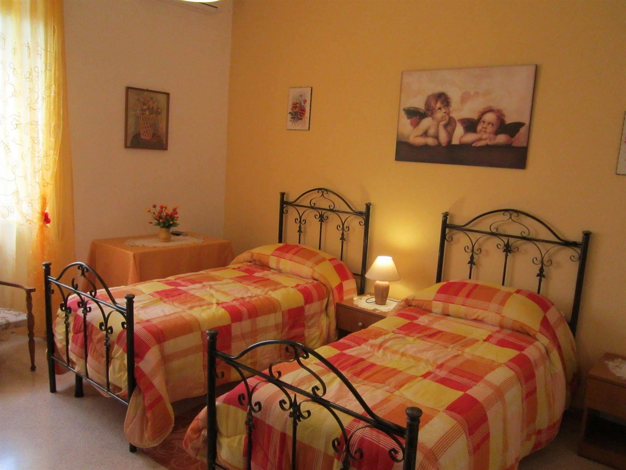 B&B Casa Mariangi กัสเตลลานา กรอตเต ภายนอก รูปภาพ